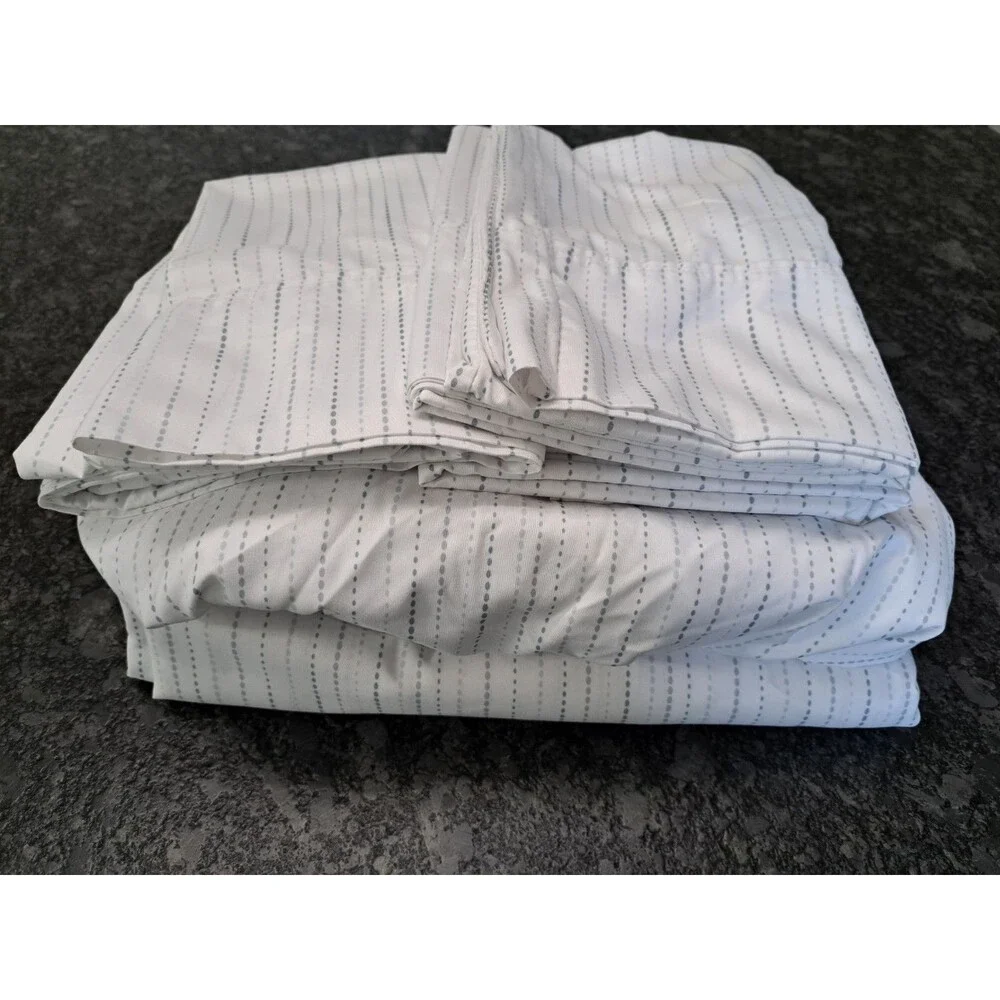 Charisma White Black King Flat Sheet, Fitted Sheet & 4 Pillowcase Dotted Stripe